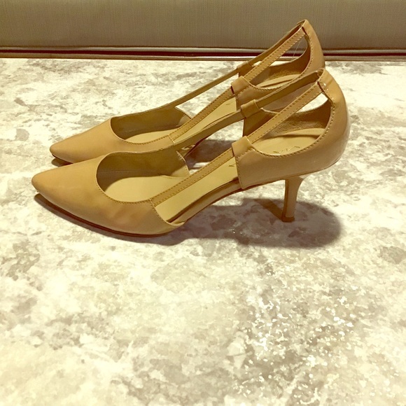 Via Spiga Shoes - Via Spiga nude heels 7.5